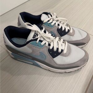 Nike Air Max in Light Blue and Gray
